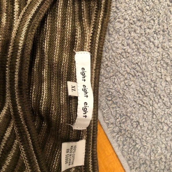 Casual knit top - Picture 4 of 4